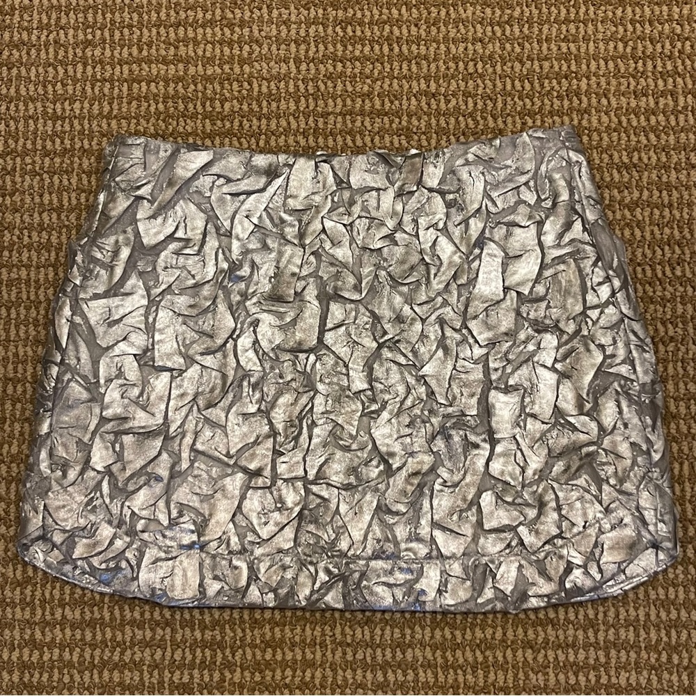 Koch Textured Metallic Silver Sunnie Skirt Small